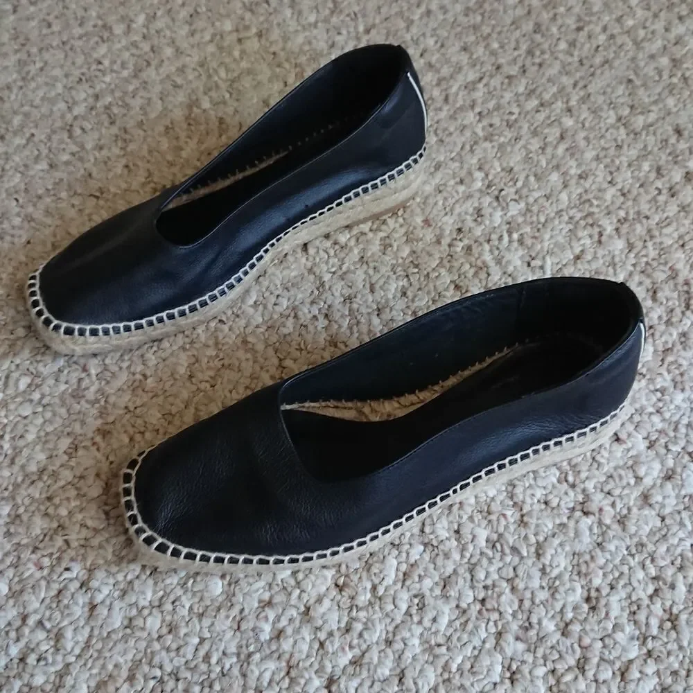 EVERLANE 